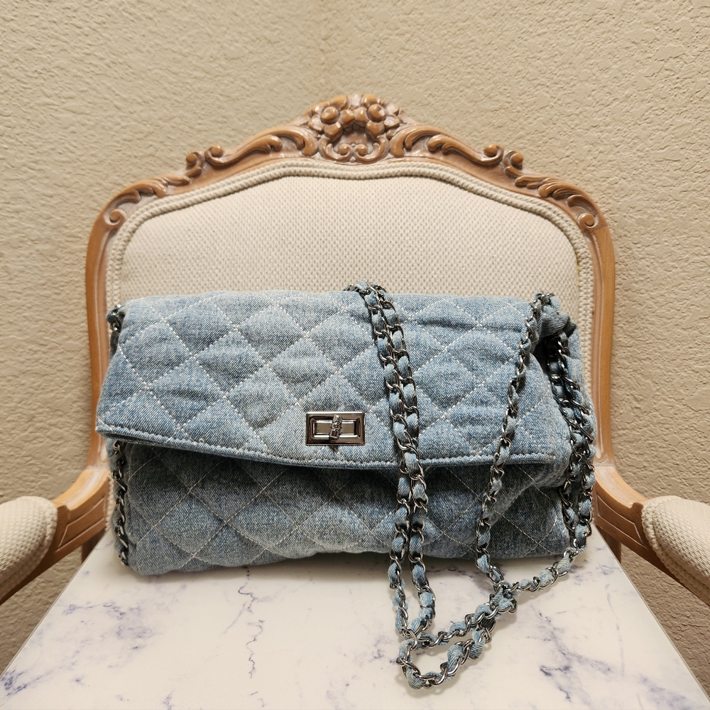 Quilted Demin Shoulder Bag With Chain Straps New No Tag - Picture 2 of 7